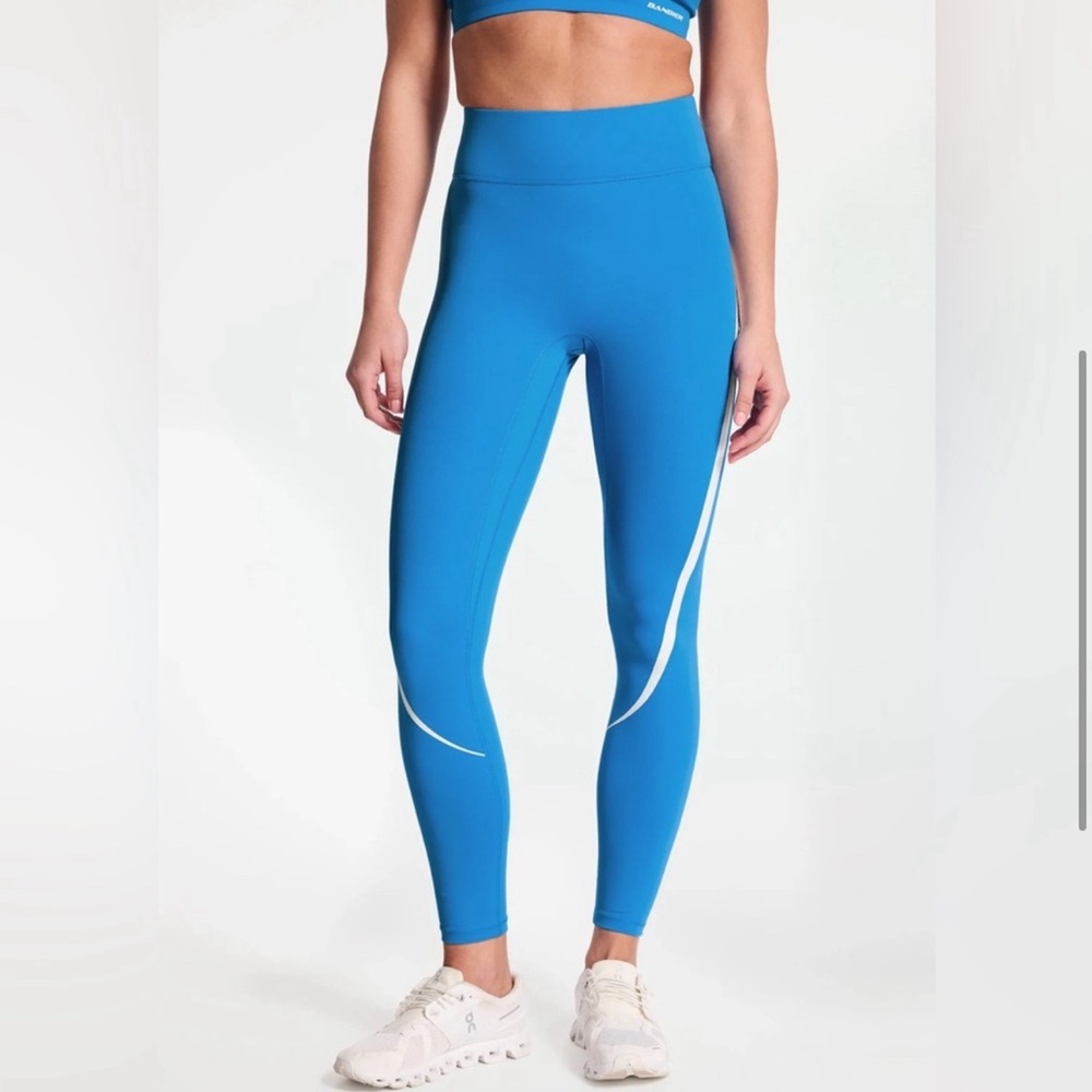 Blue 💙 Bandier Center Stage Contrast Leggings size Medium never worn ($130)